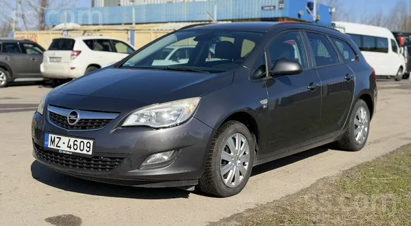Pārdodu uzņēmuma auto

Normālā tehniskā stāvoklī
Ekonomisks
Tīrs, smuks