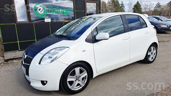 Toyota Toyota Yaris 1.3 benzīns 64 kw