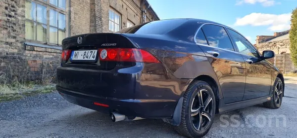 Honda Pārdod ikdienā lietotu Hondiņu ar vakardien izietu