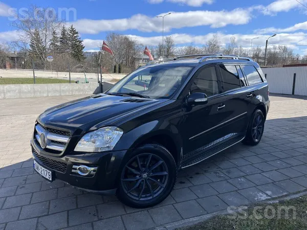 Mercedes Benz GL 420 4matic 4.0cdi 225kw 2007 gads 7 vietas. TA 08.2026. Ir