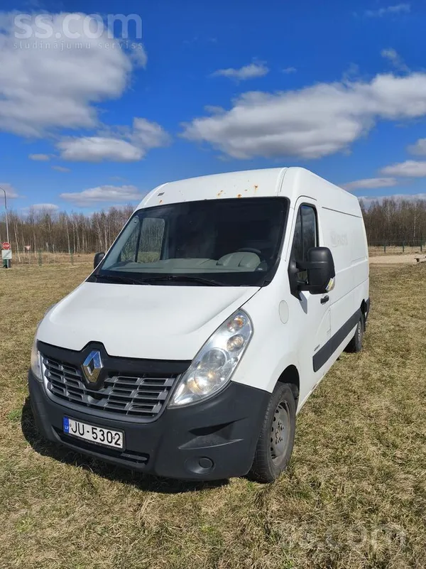 Renault Uzņēmums pārdod Renault Master H2L3. Automašīna ap