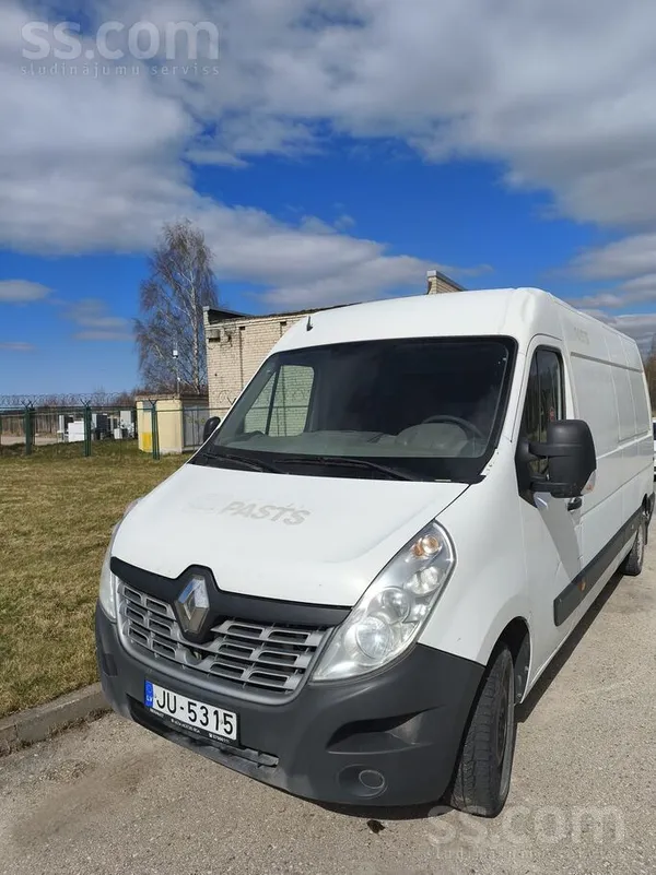 Renault Uzņēmums pārdod Renault Master H2L3. Automašīna ap