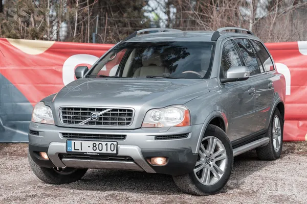 Volvo Pārdod Volvo Xc90, 2006.gada ar 2.4d, 136kw. 4x4. 