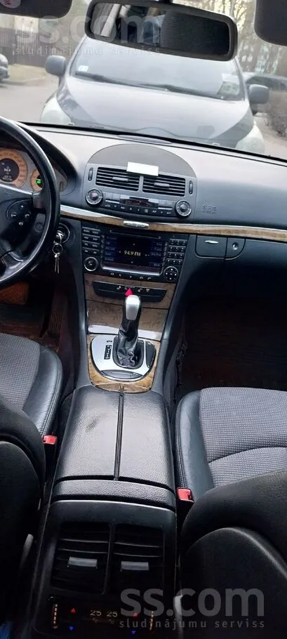 Mercedes Продаю 211 3.2, рядный мотор, на amg пакете. В дан
