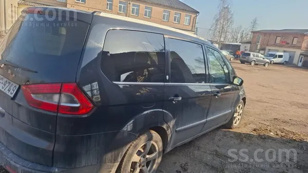 Ford Pārdodu Ford Galaxy. 