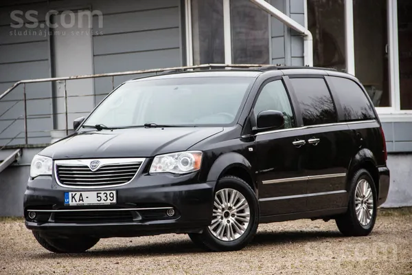 Lancia Lancia Voyager 2.8 Dīzelis-120 kw. 7-Sēdvietas. 