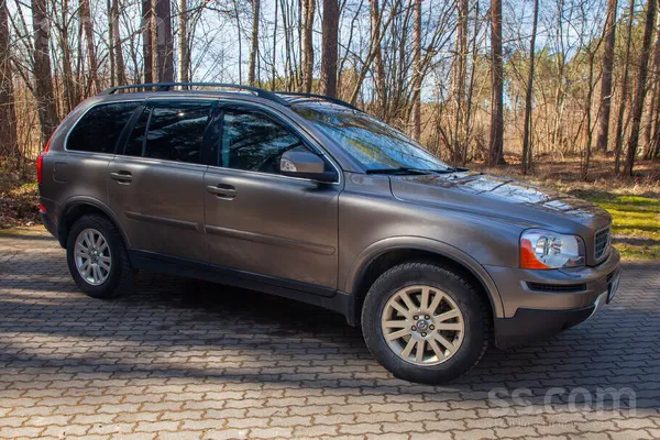 Volvo Pārdodu Xc90 2.4 D5 136kw / 6 pk. manual / Webasto