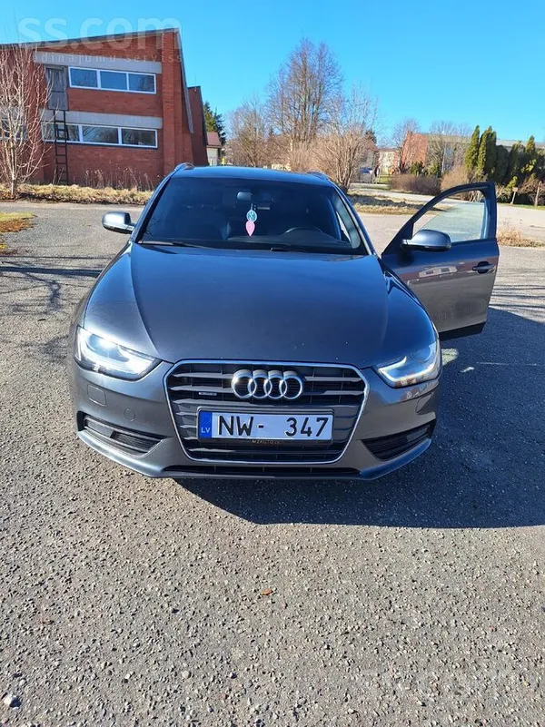 Audi Pārdod Audi A4 Sline Quattro 130kw, 172zs ar tikko