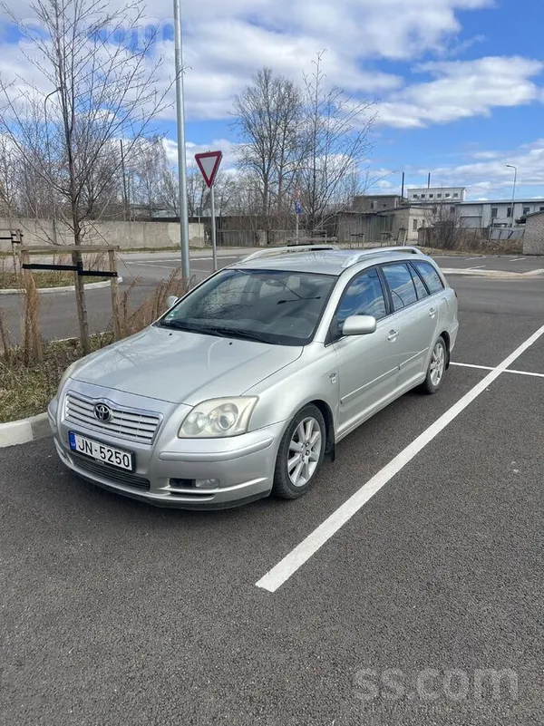 Toyota Pārdodu darba auto. 2.0 d4d. Auto braukšanas stavo