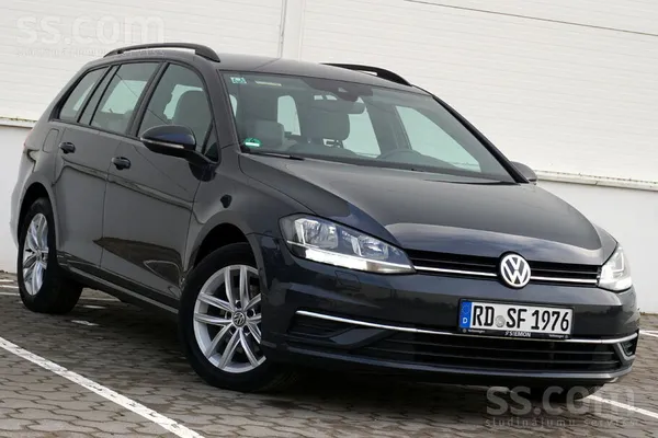 Volkswagen No Vācijas no oficiālā autocentra "Vw". VW Golf 7 