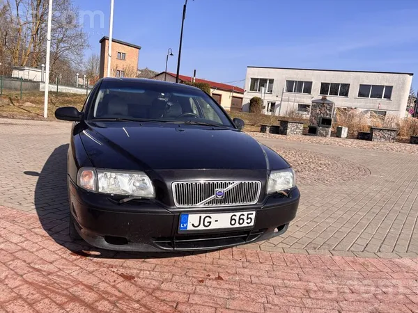 Volvo Pārdodu savu uzticamo auto