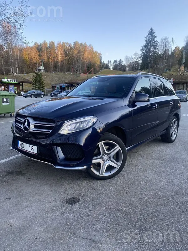 Mercedes Auto no Vācijas.