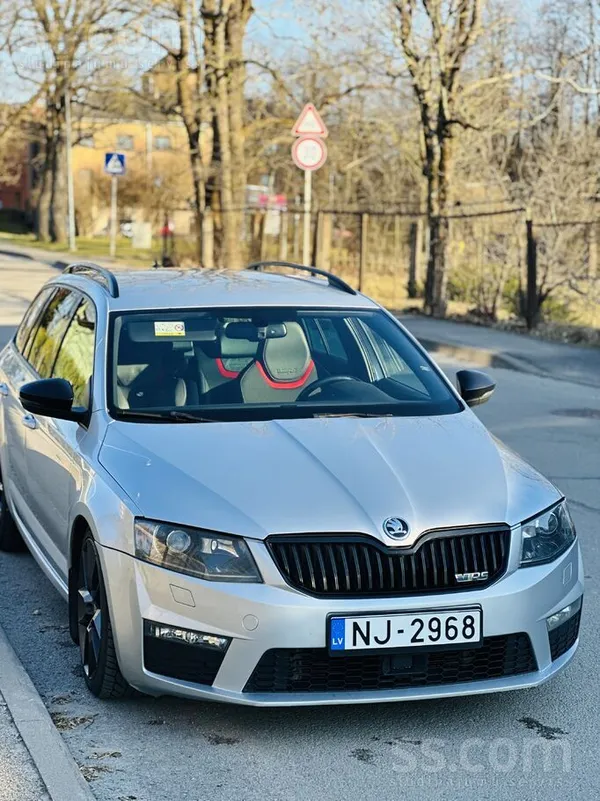 Skoda Pārdod Škoda Octavia Vrs universāli – jaudīgs, eko