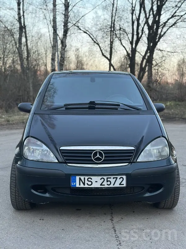 Pardodas mercedes benz a170 1.7dizelis 70kw. Mehaniska 5pakapeniska karba. E