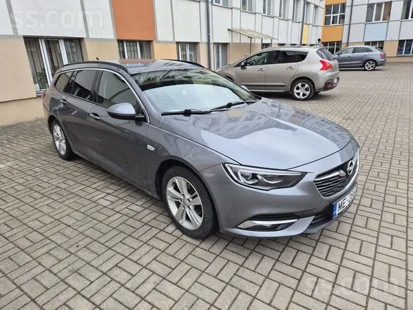 Sakarā ar jauna automobiļa iegādi pārdodu ekonomisku, uzticamu un regulāri a