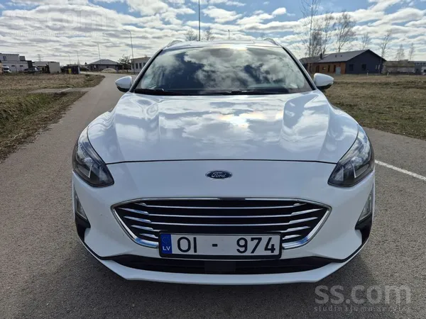 1.5d 88kw
Vidējais patēriņš ap 5 litriem 
Tehniskā apskate bez aizrādījumi