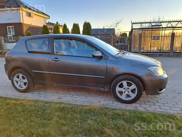 Toyota Pārdod tehniski labu toyotu 1.6 benzīns 81kw ar ma