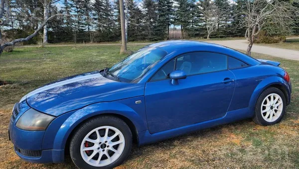 Audi Pārdodu Audi TT. Labā tehniskā stāvoklī, savlaicīg