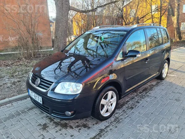 VW Touran 2.0 Tdi Highline Pirmā reģistrācija: 27.12.2005

Divas atslēgas.