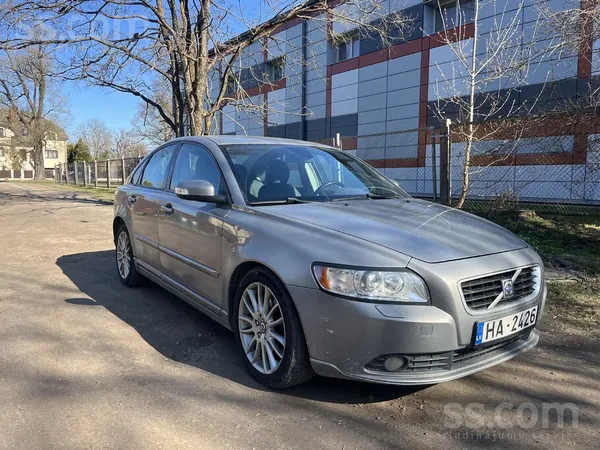 Volvo Pardod labu auto par saprātigu cenu.