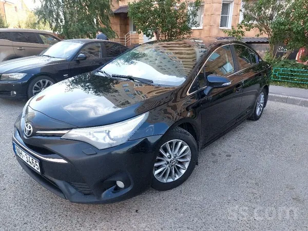 Toyota Продаю Тойоту Авенсис 2017 года. 
