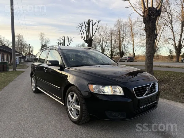 Volvo Automāts.