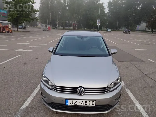 Volkswagen Latvijā pirkts un lietots auto. Līdzi dodu ziemas 