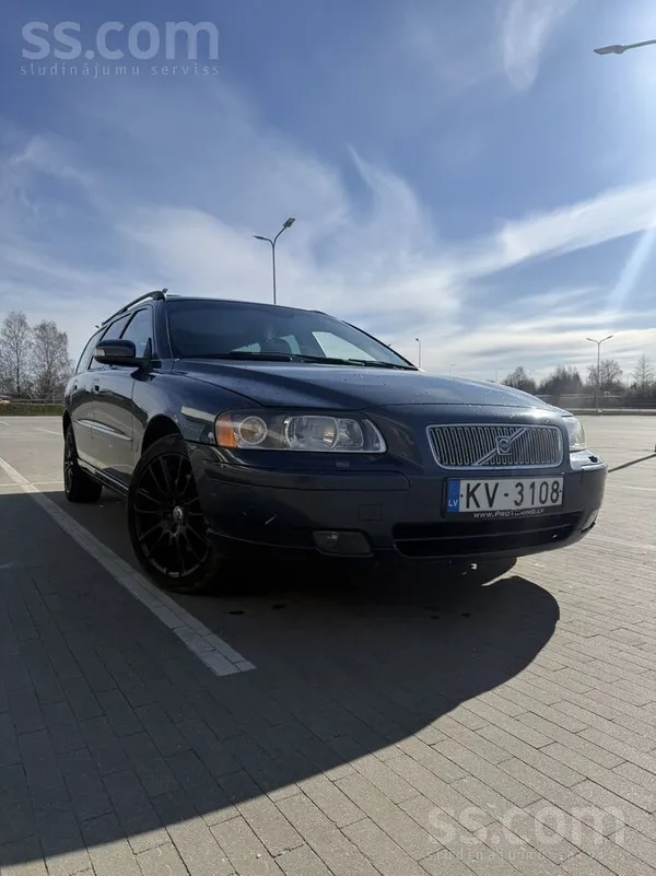 Volvo Volvo awd v70. В хорошем состоянии. Только что про