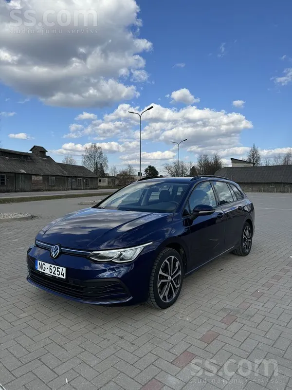 Volkswagen Pārdod labi uzturētu auto. 