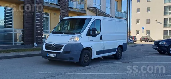 Продаю автомобиль Citroën Jumper, в хорошем состоянии, двигатель работает от