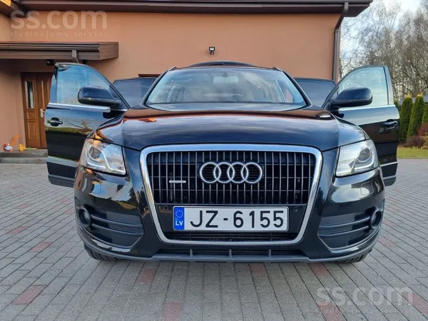 Audi Īpašnieks (privātpersona) pārdod Audi Q5 3.0 Tdi 4