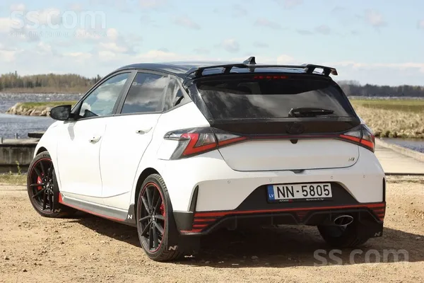 Hyundai i20 N 2023 – 204 ZS / 42 000 km / Ideāls Stāvoklis – Īsts Hot Hatch.