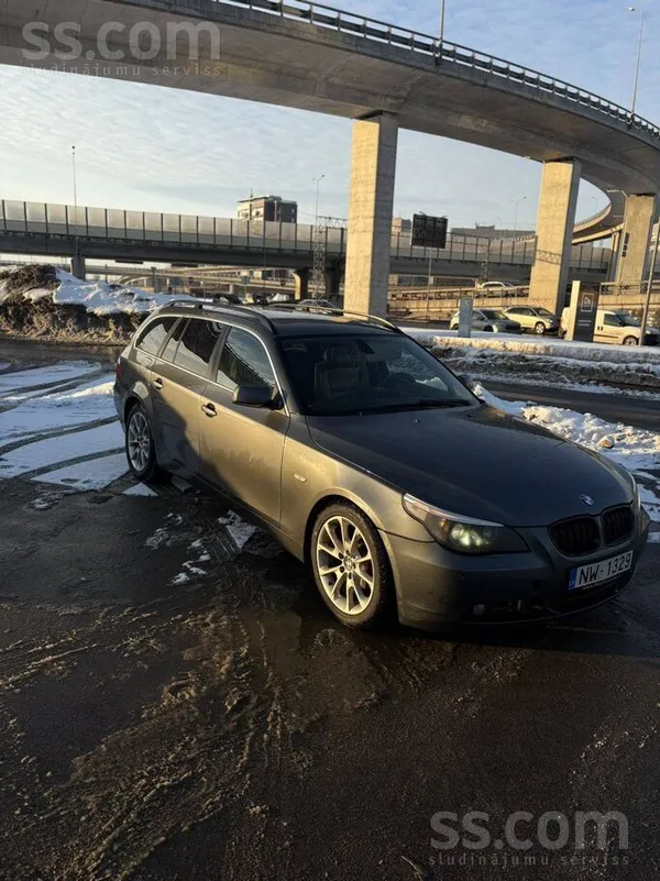 BMW Gandriz jauna skate, piekare parlasita. Bis kāds r