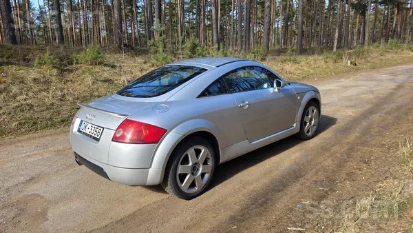 Audi Pārdodu Audi TT 1998. gada.