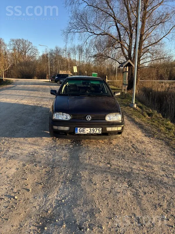 Volkswagen Sakarā ar jaunas mašīnas iegādi pārdodu savu veco