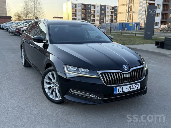 Škoda Superb , Facelift, 2.0D 110.kw - 150.zs , Automāts. 

Jauna Ta uz 2