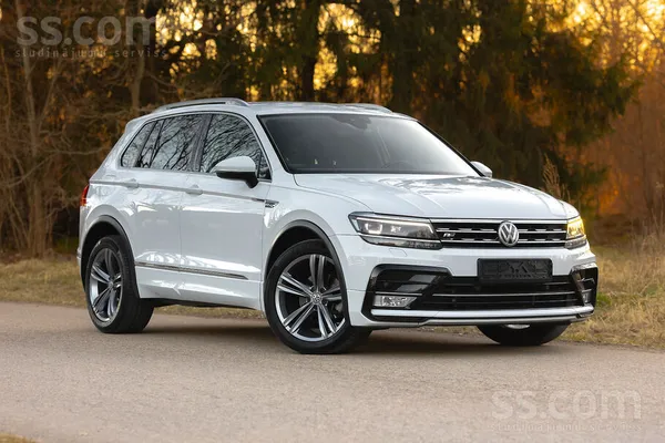 Volkswagen Tiguan R-Line, 150zs, Dsg, Alcantara, Bi-Led, R/19