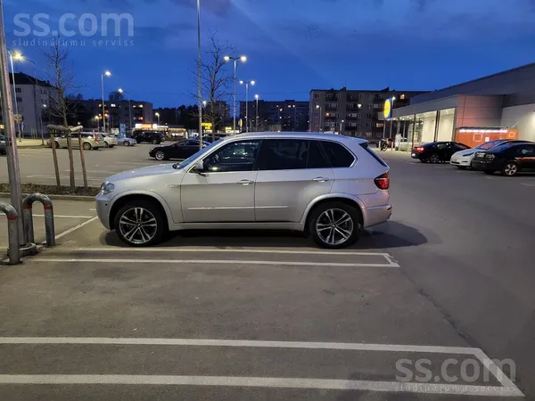 BMW Pārdodu BMW X5 4.0d, 225Kw. Manā īpašumā 5 gadus.