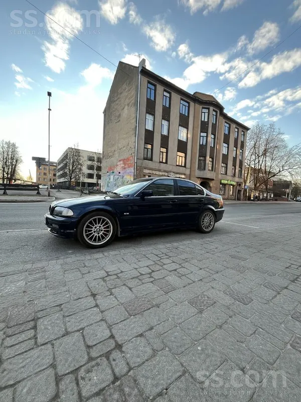 Pārdodu BMW 323 labā tehniskā stāvoklī. Auto ir uzticams un gatavs ikdienas