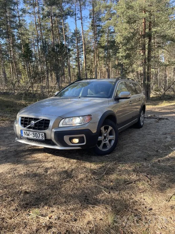 Volvo Pārdodu volvo xc70 summum