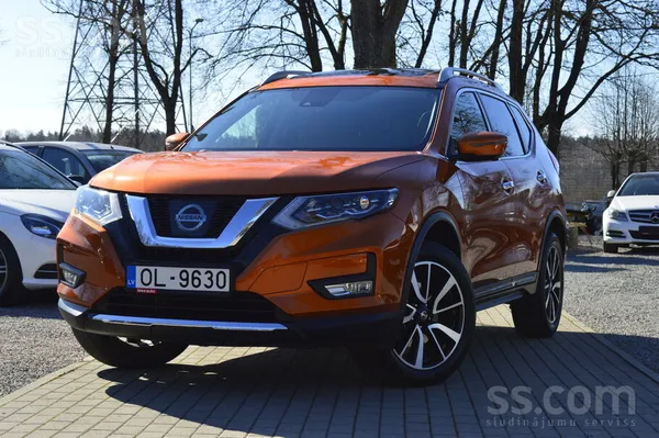 Nissan X Trail 2wd 

2.0 dci 130kw - 177zs. 

Mazs nobraukums. 

Viens