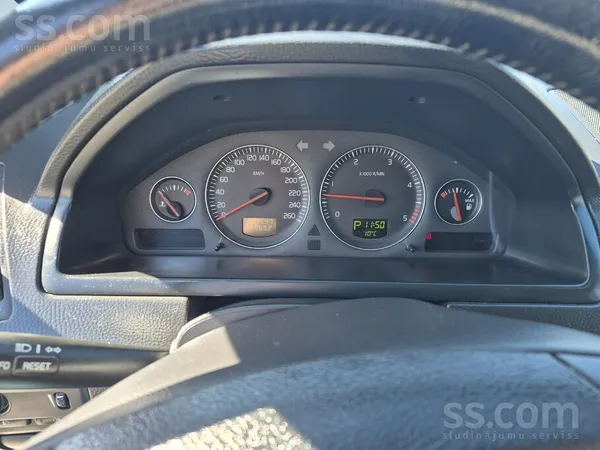 Volvo Pārdodu volvo xc 90 Ar jaunu tehnisko apskati.
