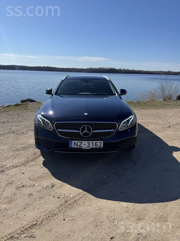 Mercedes Iespaidīgs auto teicamā stāvoklī, visas apkopes ve