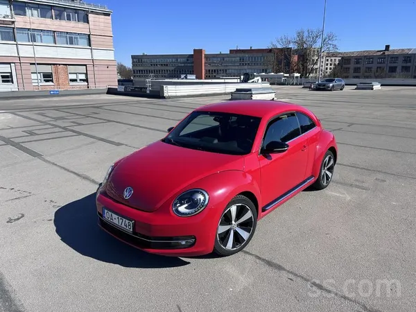 Volkswagen Pārdodu VW Beetle 1.4tsi 118kw. Auto labā tehniskā