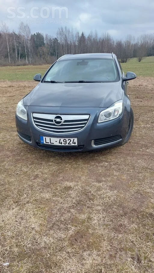 Opel Pārdod labi uzturētu, koptu auto. Auto vienmēr uzt