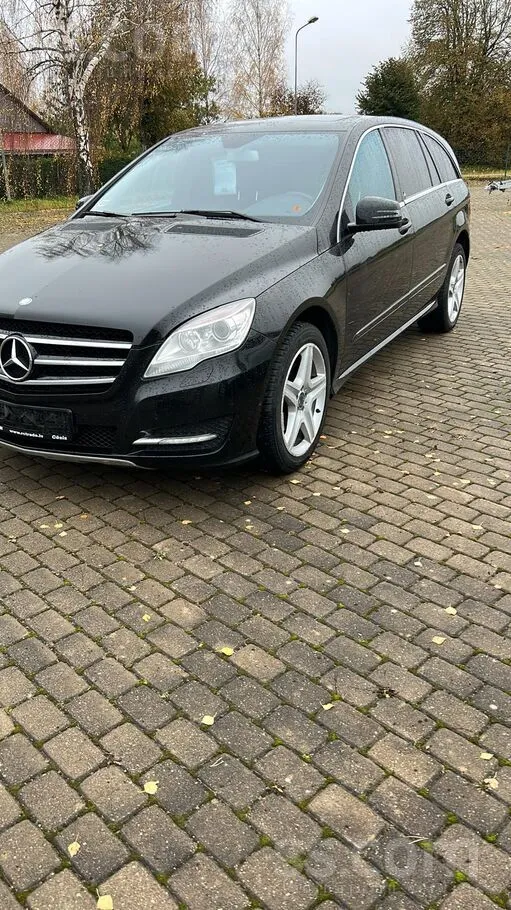 Mercedes Pārdodu Mercedes-Benz R320, 2012.g. (7 vietas)