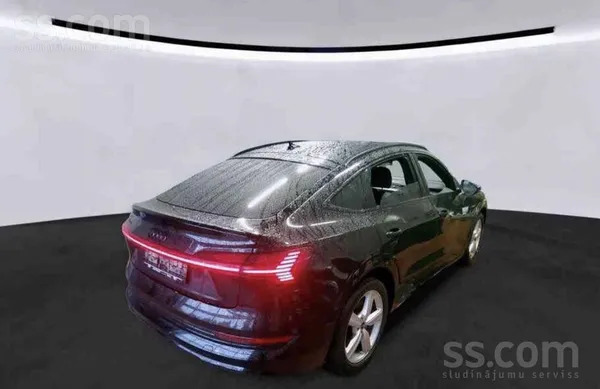 Audi e-tron Sportback 50 var Noformet Ekii cena 21555, goda gimene 19555eur