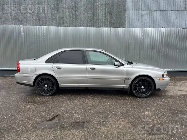 Tiek pārdots 2005 gada Volvo S80. 2.4 D5. 120 kW. Automāts. Ekonomisks un di