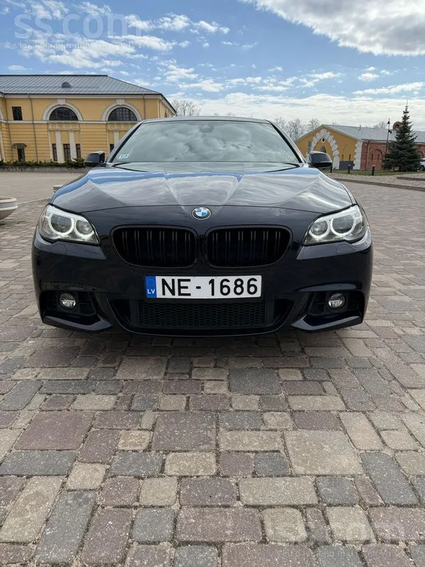 BMW Продаётся авто BMW F10 530D Msport. Заводской М па