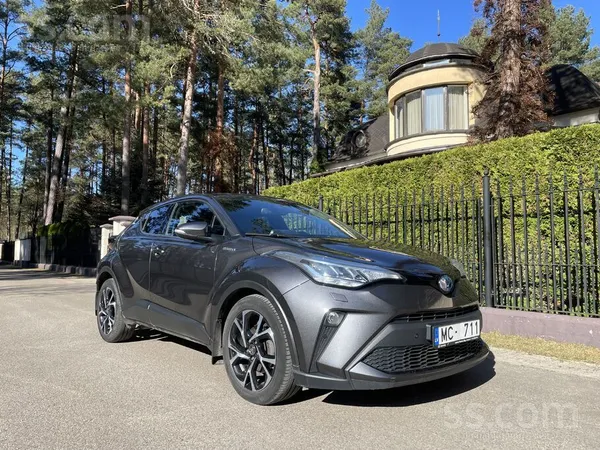 Toyota Pārdodu teicamā stāvoklī esošu 2021. gada Toyota C